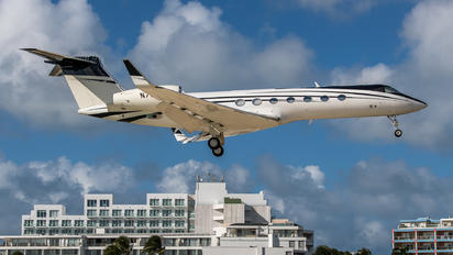 N721KJ - Private Gulfstream Aerospace G-V, G-V-SP, G500, G550
