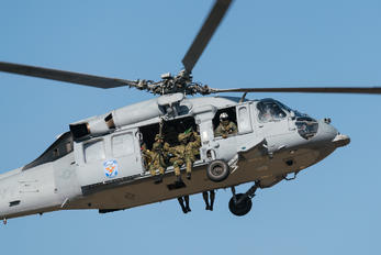 167835 - USA - Navy Sikorsky MH-60S Nighthawk