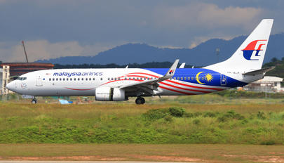 9M-MLP - Malaysia Airlines Boeing 737-800