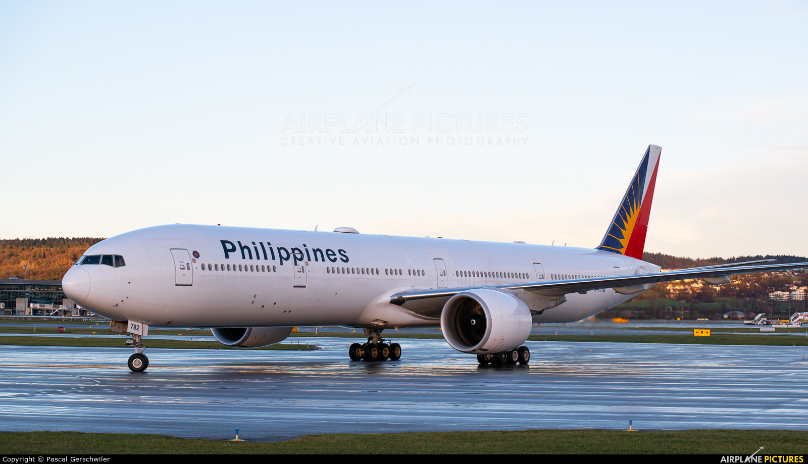 Philippines Airlines RP-C7782 aircraft at Zurich