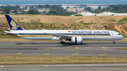9V-SCB - Singapore Airlines Boeing 787-10 Dreamliner