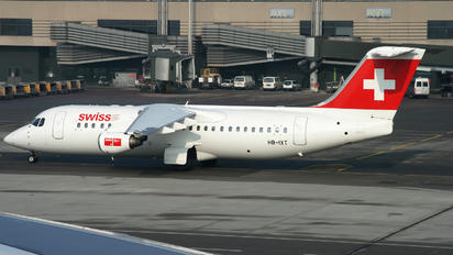 HB-IXT - Swiss British Aerospace BAe 146-300/Avro RJ100