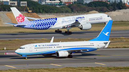 B-5151 - Xiamen Airlines Boeing 737-800