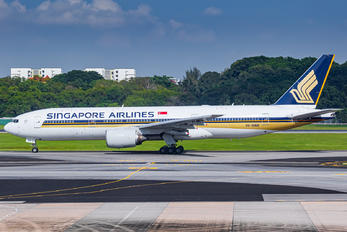 9V-SRM - Singapore Airlines Boeing 777-200ER