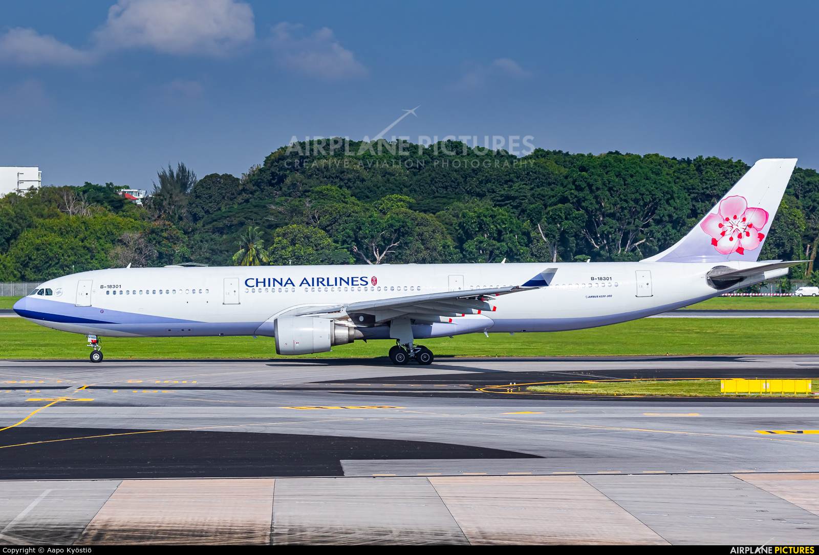 China Airlines B-18301 aircraft at Singapore - Changi