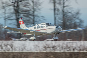 HB-OQV - Private Piper PA-28 Cherokee
