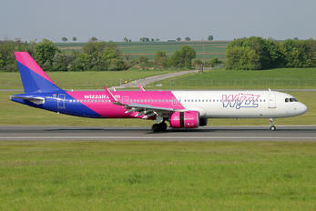 HA-LVS - Wizz Air Airbus A321 NEO