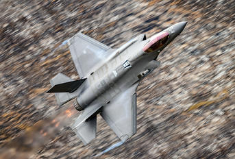 32-09 - Italy - Air Force Lockheed Martin F-35 Lightning II