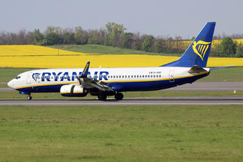 EI-EKE - Ryanair Boeing 737-800