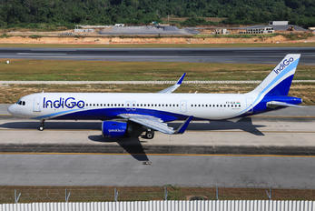 VT-ILQ - IndiGo Airbus A321 NEO