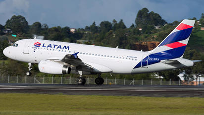 CC-CPJ - LAN Airlines Airbus A319