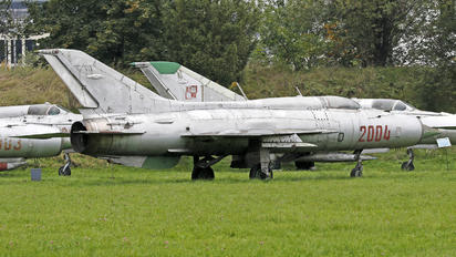 2004 - Poland - Air Force Mikoyan-Gurevich MiG-21PFM