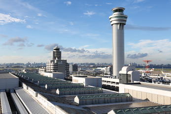 - - - Airport Overview - Airport Overview - Control Tower