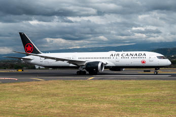 C-FVND - Air Canada Boeing 787-9 Dreamliner