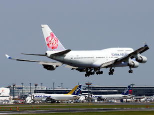 B-18205 - China Airlines Boeing 747-400
