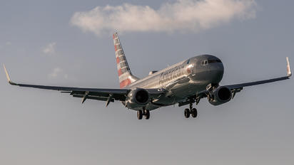 N990NN - American Airlines Boeing 737-800