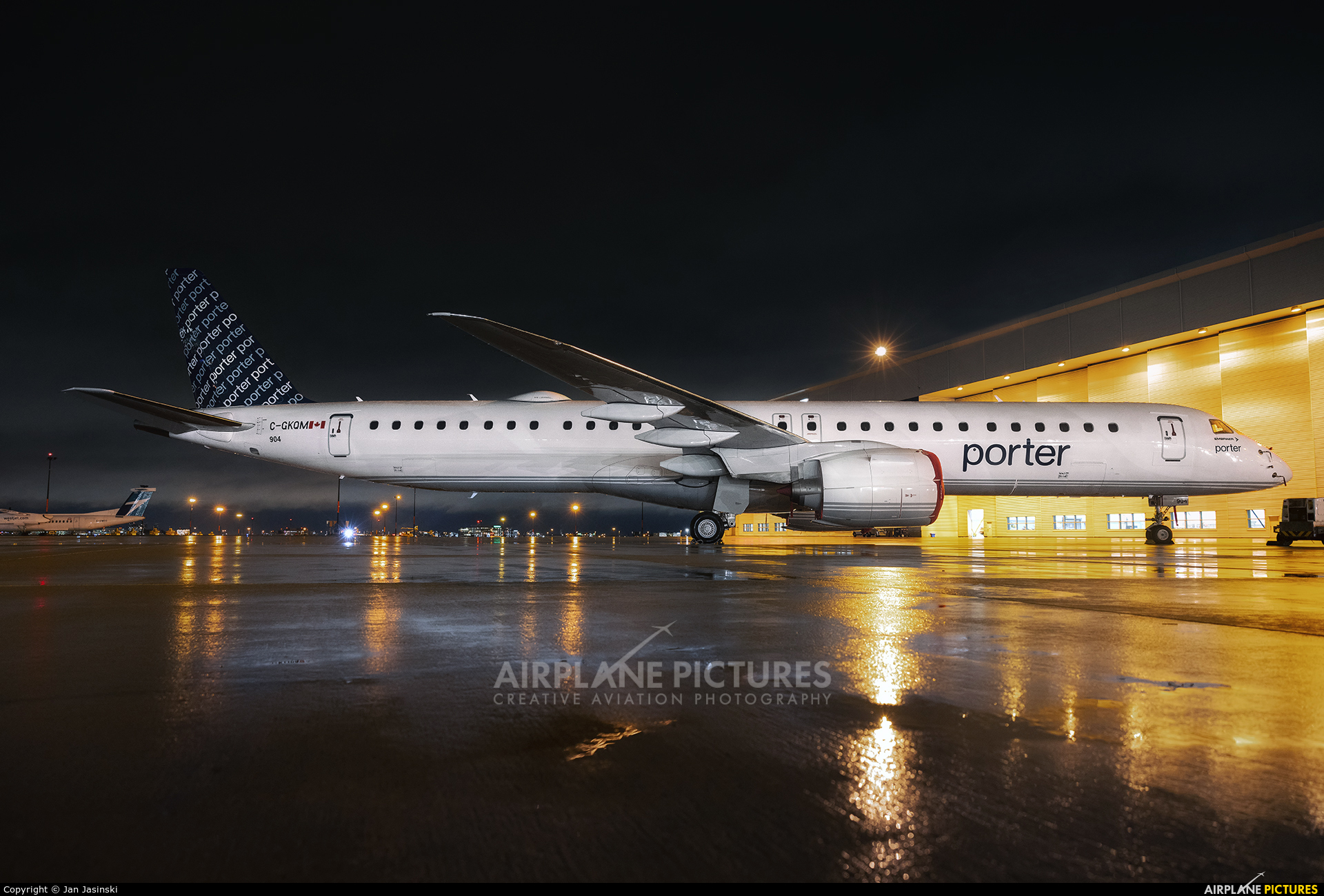 Porter Airlines C-GKQM aircraft at Toronto - Pearson Intl, ON