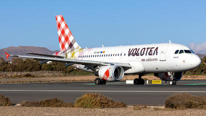 EC-MUT - Volotea Airlines Airbus A319