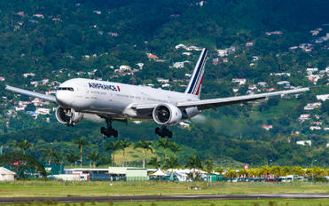 F-GSQS - Air France Boeing 777-300ER