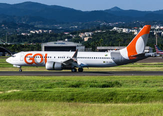 PR-XML - GOL Transportes Aéreos  Boeing 737-8 MAX