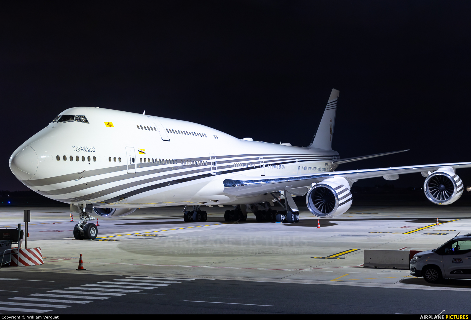 Brunei Government V8-BKH aircraft at Paris - Orly