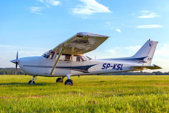 SP-KSL - Aeroklub Śląski Cessna 172 Skyhawk (all models except RG)
