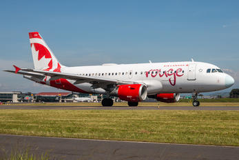 C-FYJG - Air Canada Rouge Airbus A319