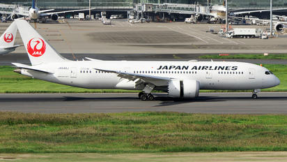 JA848J - JAL - Japan Airlines Boeing 787-8 Dreamliner