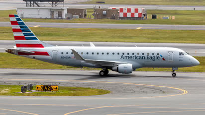 N260NN - American Eagle Embraer ERJ-175