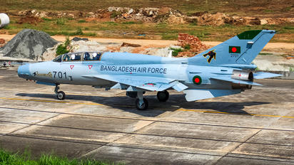 2701 - Bangladesh - Air Force Chengdu F-7BGI