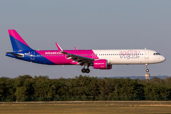 9H-WAA - Wizz Air Malta Airbus A321-271NX