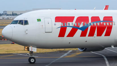 PT-MSX - TAM Boeing 767-300ER