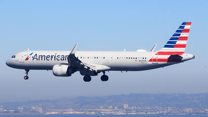 N444UW - American Airlines Airbus A321 NEO