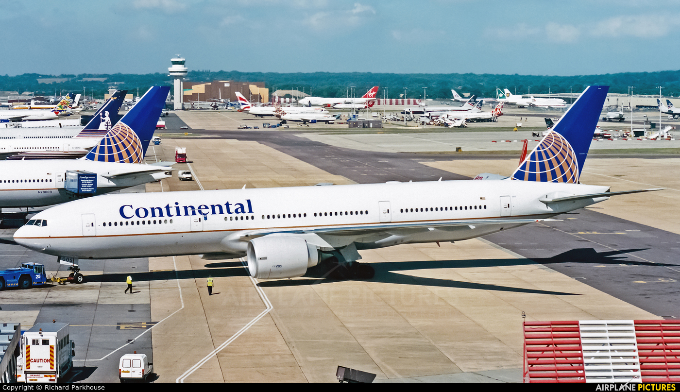 Continental Airlines N78005 aircraft at London - Gatwick