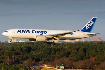 JA772F - ANA Cargo Boeing 777F