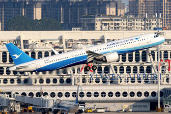 B-32EL - Xiamen Airlines Airbus A321-271NX