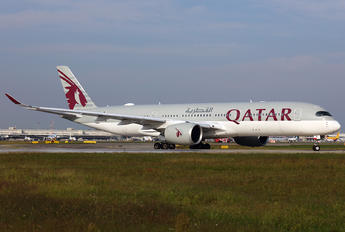 A7-AMI - Qatar Airways Airbus A350-900