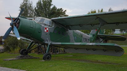 1317 - Poland - Air Force Antonov PZL An-2