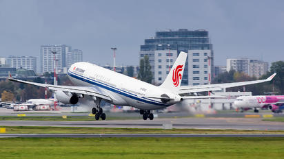 B-6093 - Air China Airbus A330-200