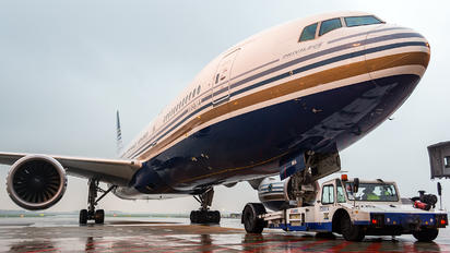 EC-MIA - Privilege Style Boeing 777-200