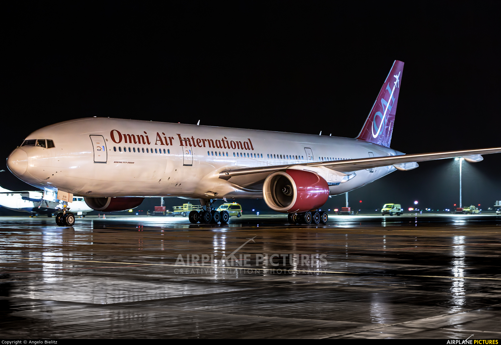 Omni Air International N819AX aircraft at Nuremberg