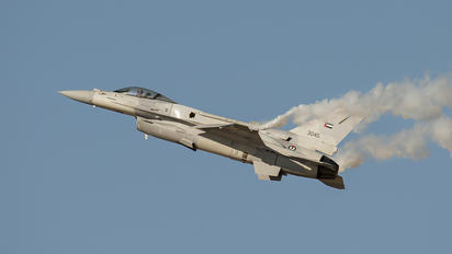 3045 - United Arab Emirates - Air Force Lockheed Martin F-16E Fighting Falcon