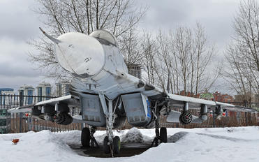 26 - Private Mikoyan-Gurevich MiG-29
