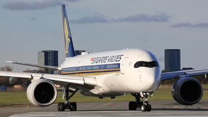 9V-SJA - Singapore Airlines Airbus A350-900