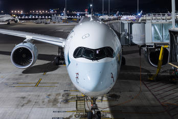 B-LXQ - Cathay Pacific Airbus A350-900