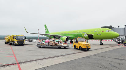 RA-73416 - S7 Airlines Airbus A321