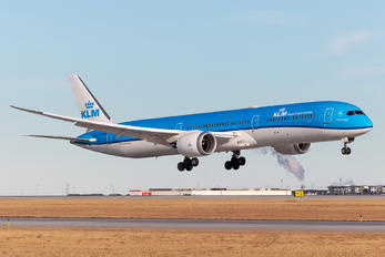 PH-BKL - KLM Boeing 787-10 Dreamliner