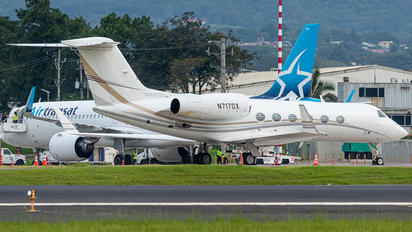 N717DX - Private Gulfstream Aerospace G-IV,  G-IV-SP, G-IV-X, G300, G350, G400, G450
