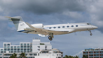 N1TT - Private Gulfstream Aerospace G-V, G-V-SP, G500, G550