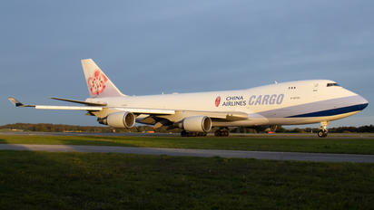 B-18720 - China Airlines Cargo Boeing 747-400